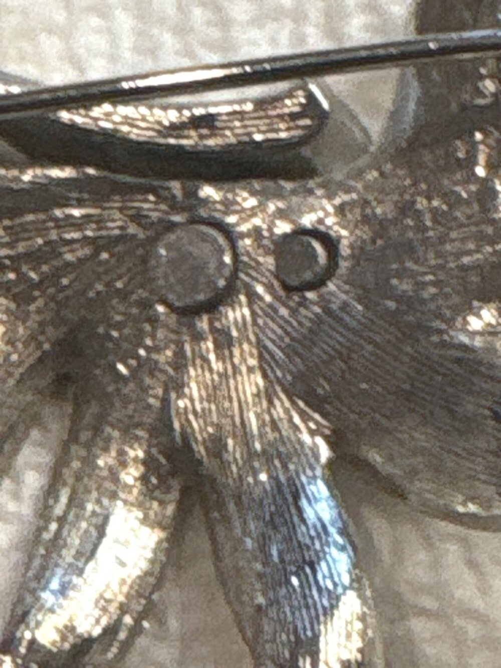 Vintage Silver-Tone Leaf Brooch Pin With Textured & Polished Details Retro State - Picture 7 of 10